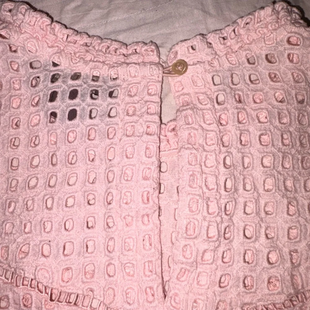 XS 00 Pink Eyelet Peplum Blouse with cinch adjustable peplum waist - Picture 7 of 11